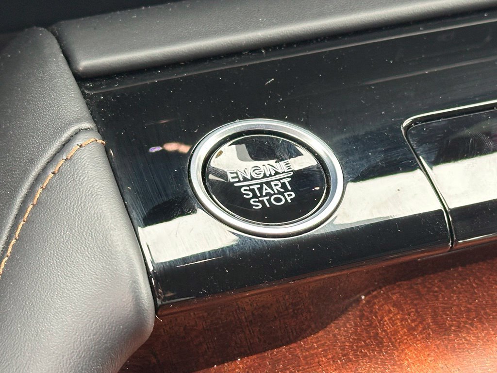 New 2025 Lincoln Navigator Black Label AWD/4WD image 12
