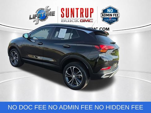 Used 2023 Buick Encore GX Select w/ Safety Package II AWD/4WD image 3