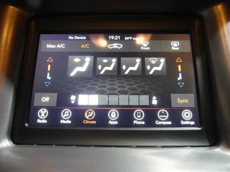 Used 2022 Dodge Charger SXT RWD image 39