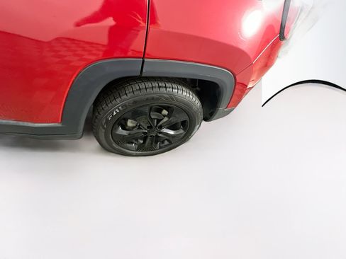 Used 2018 Jeep Compass Altitude image 11