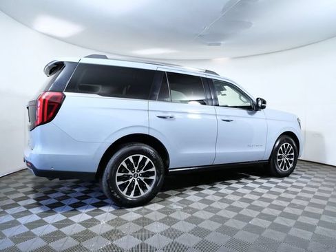 Certified 2025 Ford Expedition Platinum AWD/4WD image 35