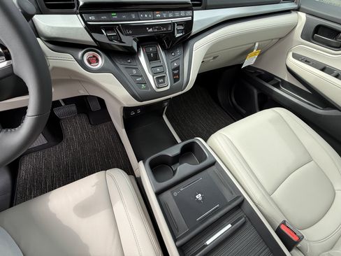 New 2026 Honda Odyssey EX-L image 19