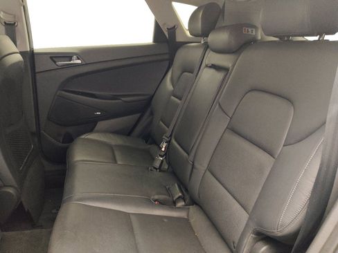 Used 2017 Hyundai Tucson SE Plus AWD/4WD image 18