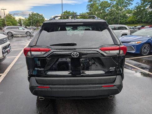 Used 2023 Toyota RAV4 XLE w/ Convenience Package AWD/4WD image 7