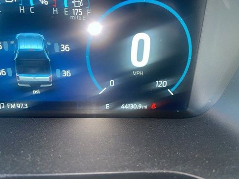 Used 2022 Ford F150 Lariat image 7