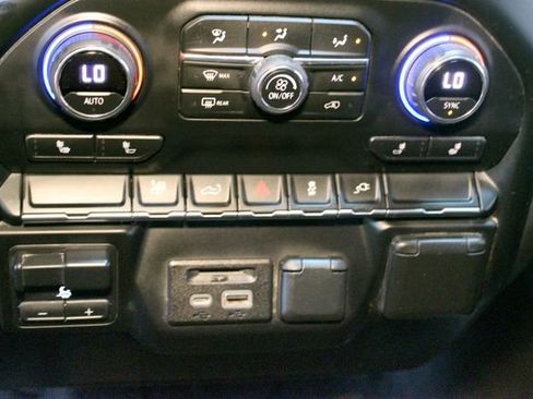 Used 2020 Chevrolet Silverado 2500 LT w/ Convenience Package AWD/4WD image 27
