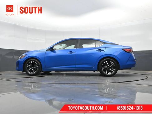 Used 2024 Nissan Sentra SV FWD image 38