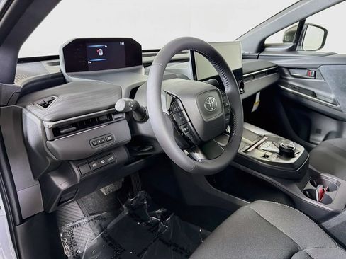 New 2026 Toyota C-HR AWD/4WD image 9