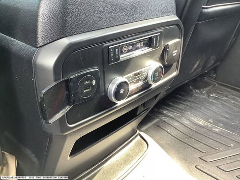 Used 2021 Ford Expedition Limited image 16