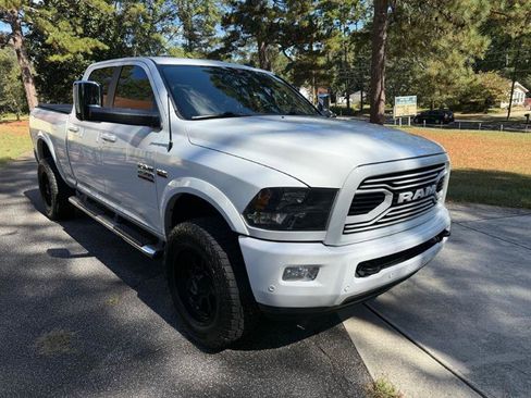 Used 2018 RAM 2500 Big Horn w/ Sport Appearance Group AWD/4WD image 2