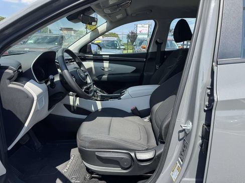 Used 2024 Hyundai Tucson SE AWD/4WD image 16