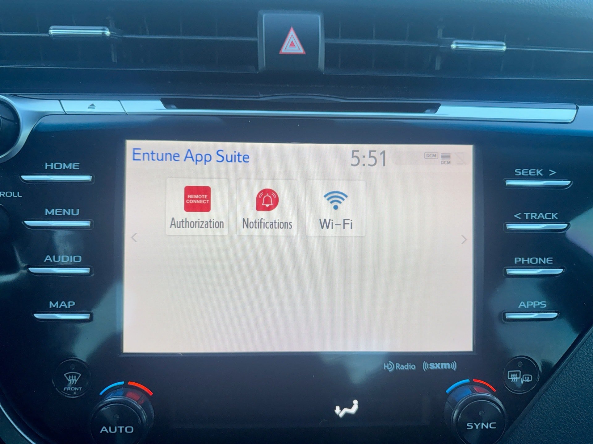 Used 2020 Toyota Camry XSE FWD image 20