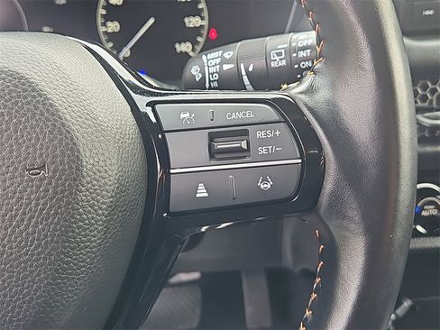Certified 2025 Honda HR-V Sport image 26