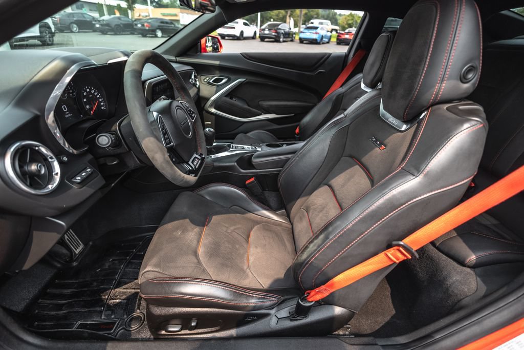 Used 2018 Chevrolet Camaro ZL1 RWD image 23