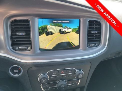 Used 2022 Dodge Charger R/T w/ Performance Handling Group RWD image 10