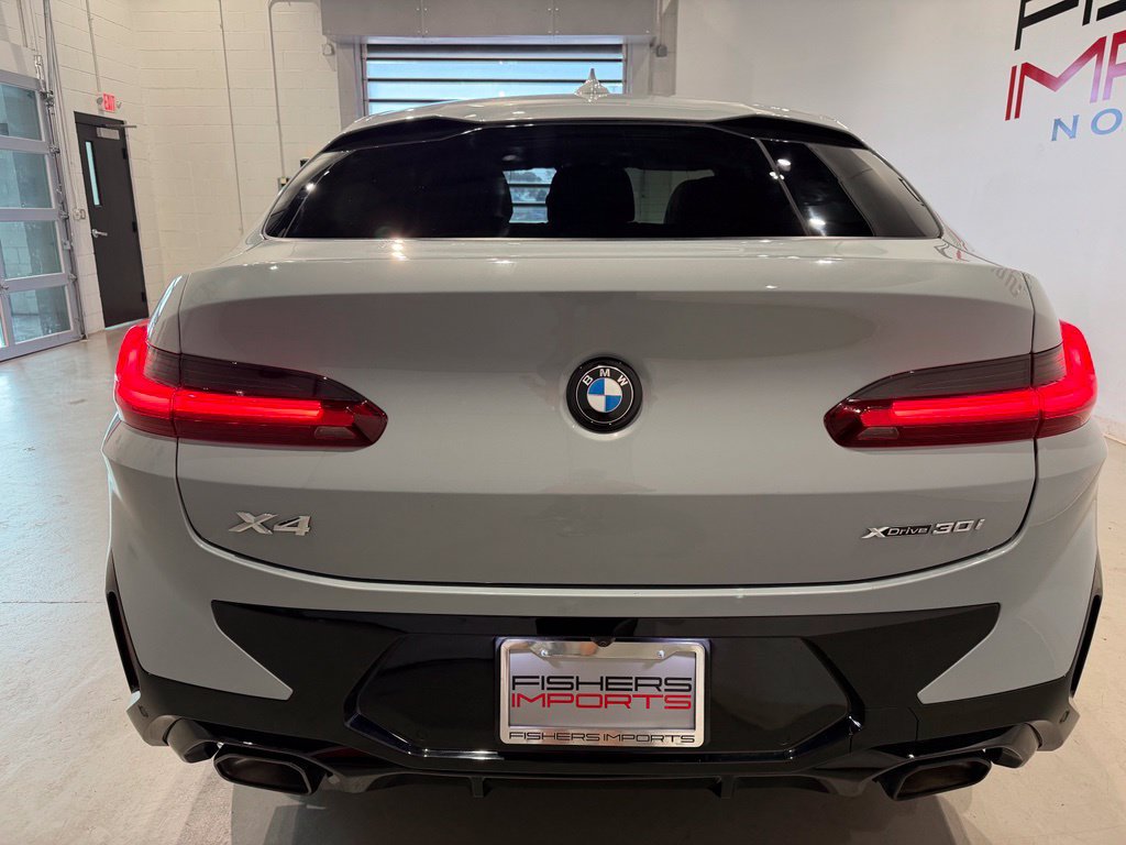 Used 2024 BMW X4 xDrive30i w/ Premium Package AWD/4WD image 11