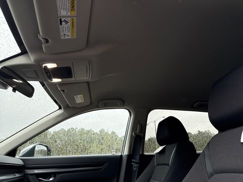 Certified 2025 Honda CR-V LX image 19