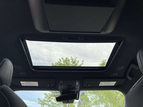 New 2026 Toyota Sienna Platinum AWD/4WD image 20