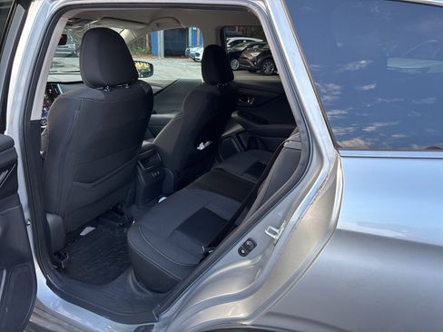 Used 2021 Subaru Outback Premium image 5