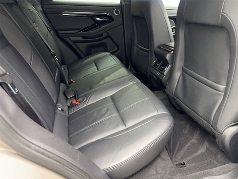 Used 2021 Land Rover Range Rover Evoque R-Dynamic SE image 39