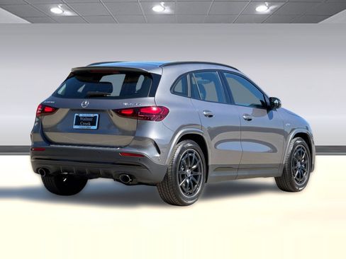 New 2026 Mercedes-Benz GLA 35 AMG 4MATIC image 8