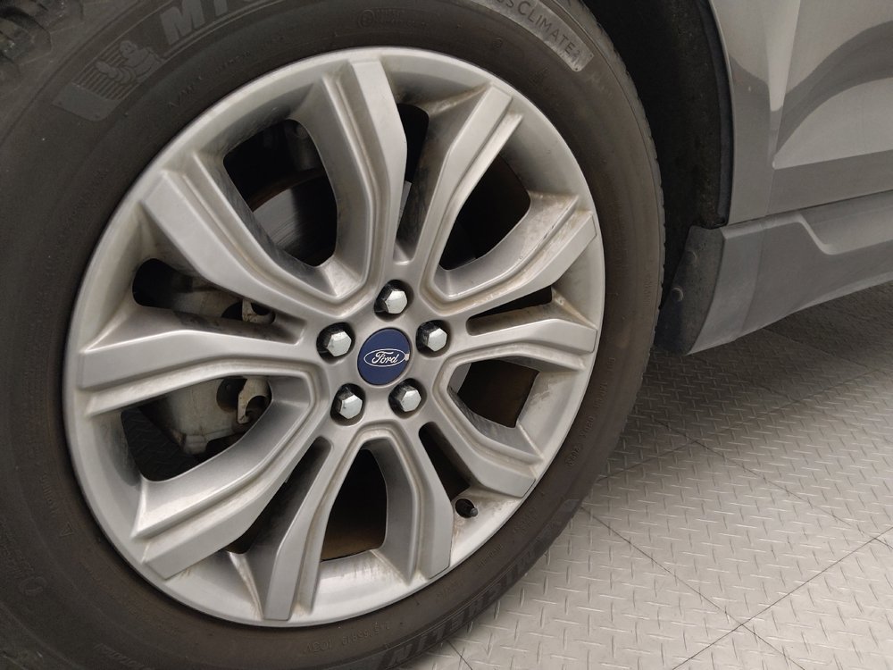 Used 2019 Ford Edge Titanium w/ Equipment Group 301A FWD image 31