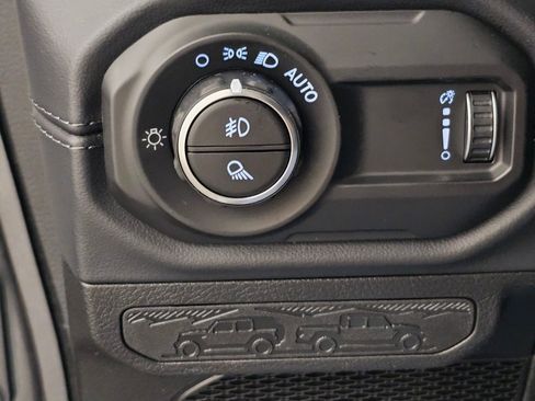 New 2026 Jeep Gladiator Mojave image 29