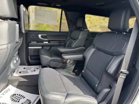 New 2026 Ford Expedition Platinum AWD/4WD image 15