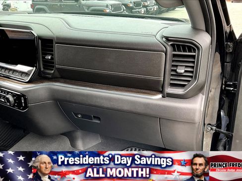 Used 2023 Chevrolet Silverado 1500 LT image 13