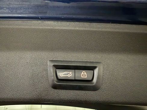 Used 2019 BMW X3 xDrive30i w/ Convenience Package image 19