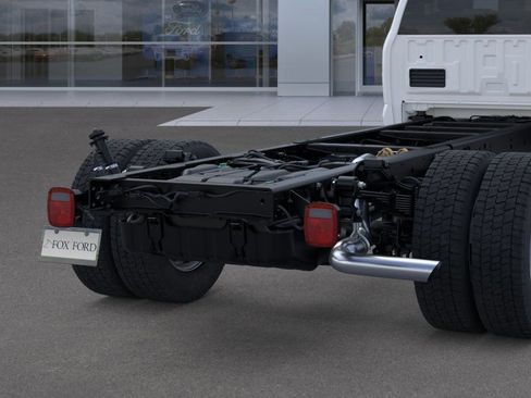 New 2025 Ford F550 2WD Regular Cab Super Duty image 21
