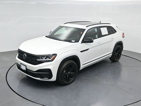 Used 2023 Volkswagen Atlas Cross Sport SEL R-Line AWD/4WD image 35