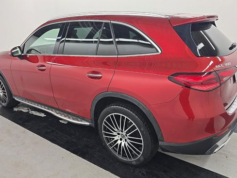 Used 2023 Mercedes-Benz GLC 300 4MATIC w/ Pinnacle Trim Package image 4