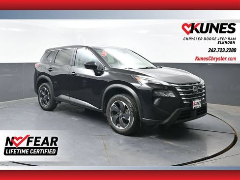 Used 2024 Nissan Rogue SV AWD/4WD image 1