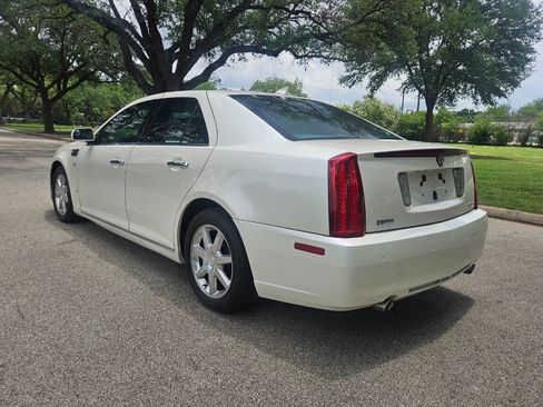 Used 2009 Cadillac STS V8 image 3