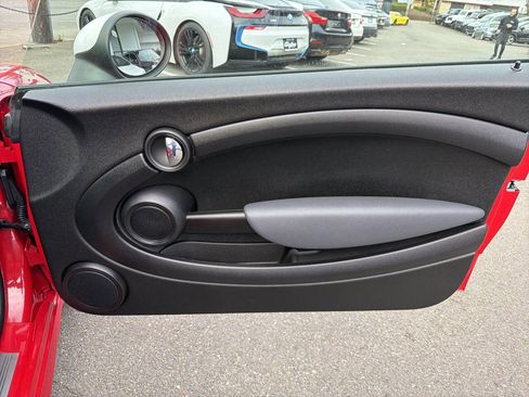 Used 2011 MINI Cooper Hardtop image 19