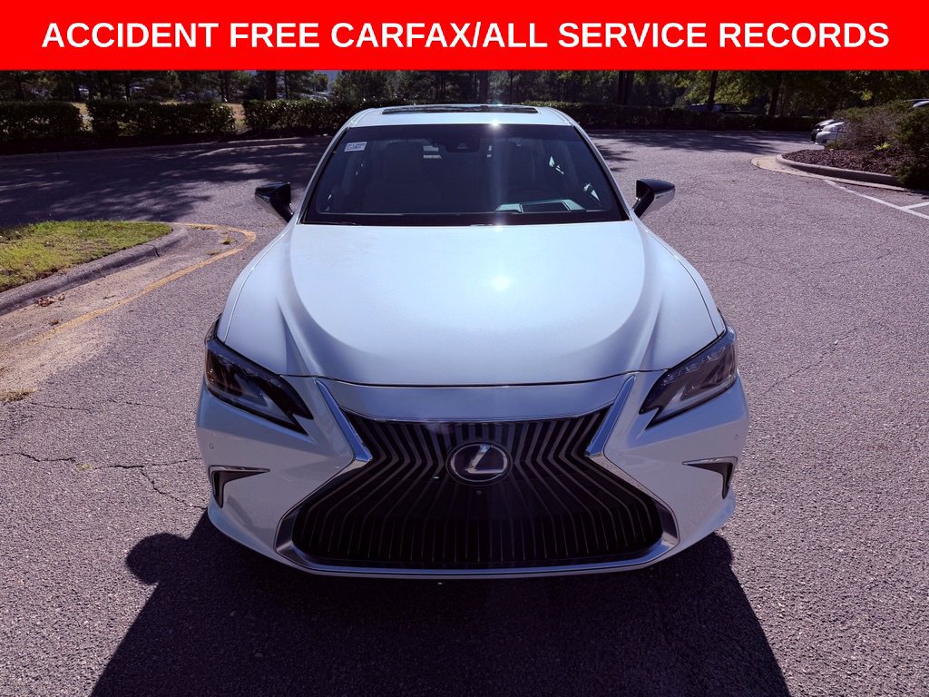 Used 2019 Lexus ES 300h Ultra Luxury FWD image 2