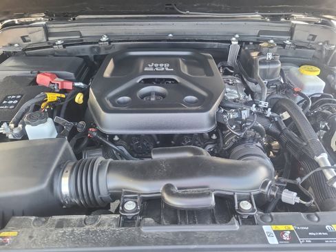 Used 2021 Jeep Wrangler Rubicon AWD/4WD image 21