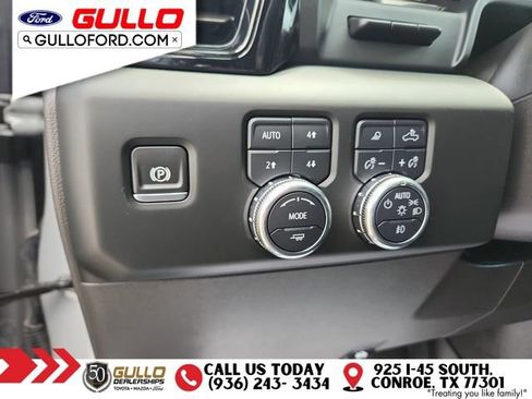 Used 2024 GMC Sierra 1500 AT4 w/ Technology Package AWD/4WD image 19