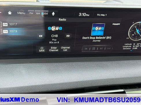 Used 2025 Genesis GV70 2.5T AWD/4WD image 27