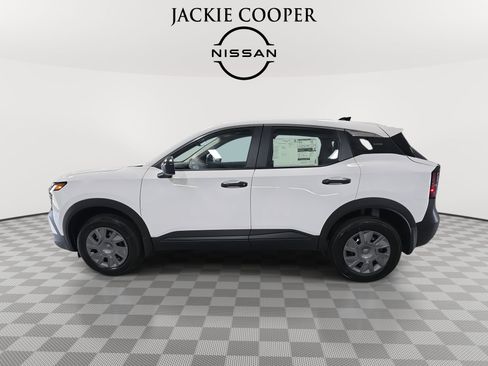 New 2026 Nissan Kicks S image 8