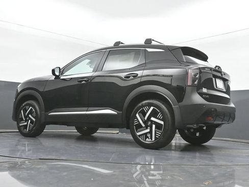 New 2026 Nissan Kicks SV w/ Cold Weather Package FWD image 42