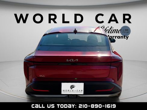 Used 2025 Kia K4 image 7