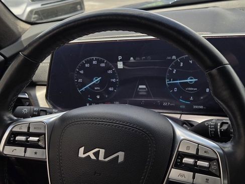 Certified 2025 Kia Telluride SX Prestige X-Line AWD/4WD image 30