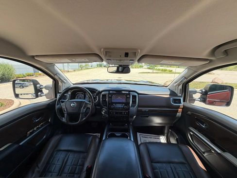 Used 2016 Nissan Titan Platinum Reserve AWD/4WD image 25