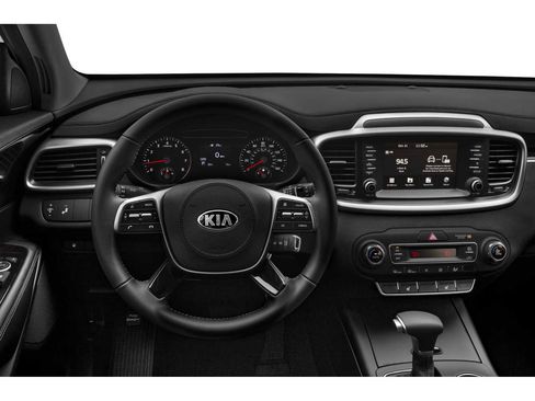 Used 2020 Kia Sorento LX image 4