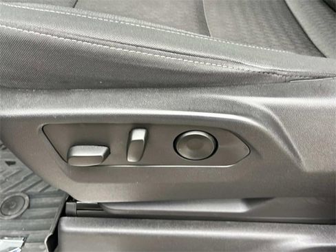 Used 2024 Chevrolet Silverado 1500 LT image 27