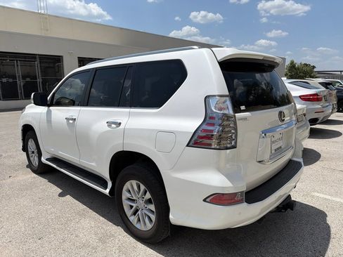 Used 2021 Lexus GX 460 Premium w/ Premium Package AWD/4WD image 3