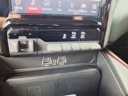 Used 2025 RAM 1500 Rebel w/ Rebel Level 1 Equipment Group AWD/4WD image 19