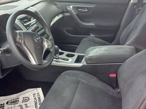 Used 2015 Nissan Altima 2.5 S w/ Power Driver Seat Package FWD image 9